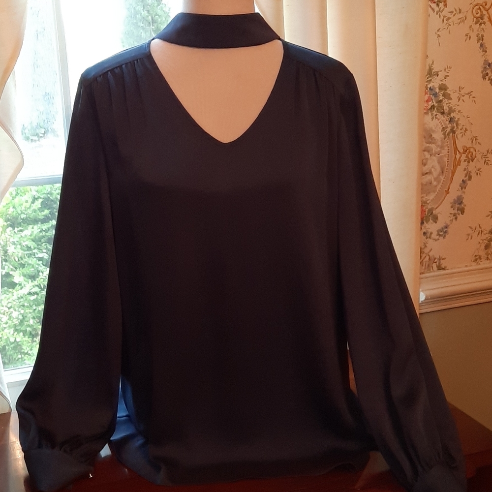 Vince Camuto top, M